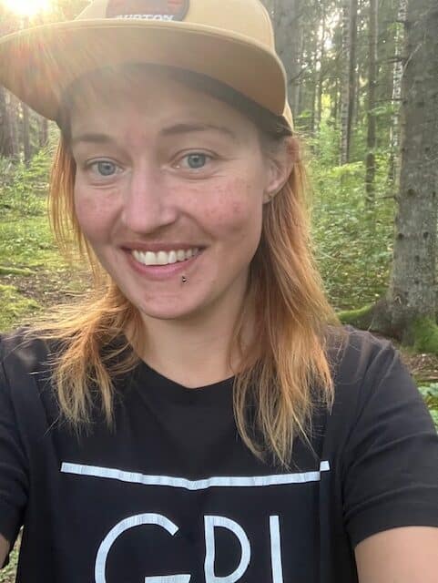 Samtalsterapeut Martina i skogen